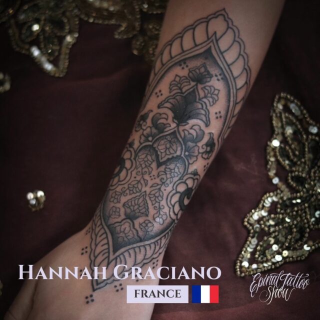 Hannah Graciano - Black Door tattoo - France (3)