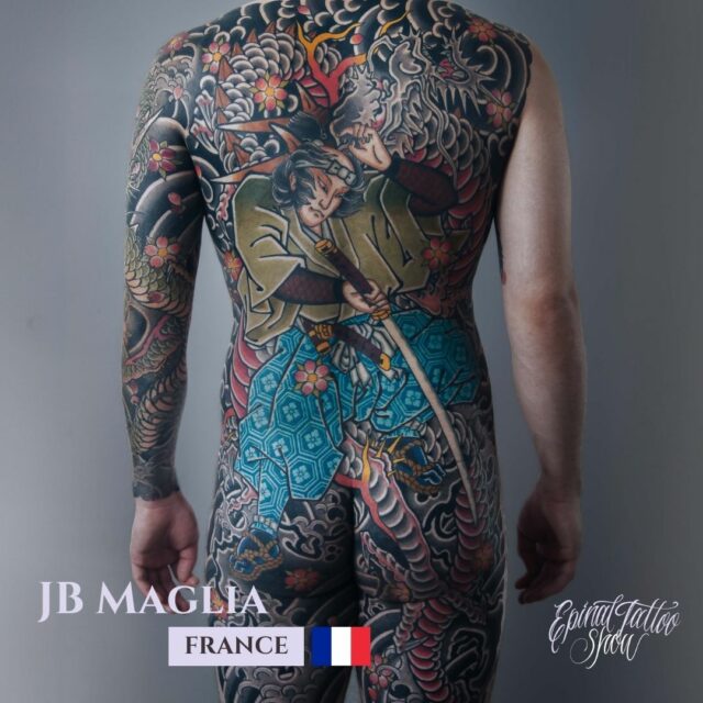 JB Maglia - neon cobra tattoo - France (2)
