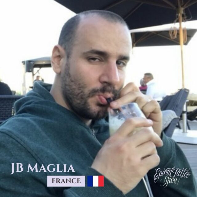 JB Maglia - neon cobra tattoo - France (4)